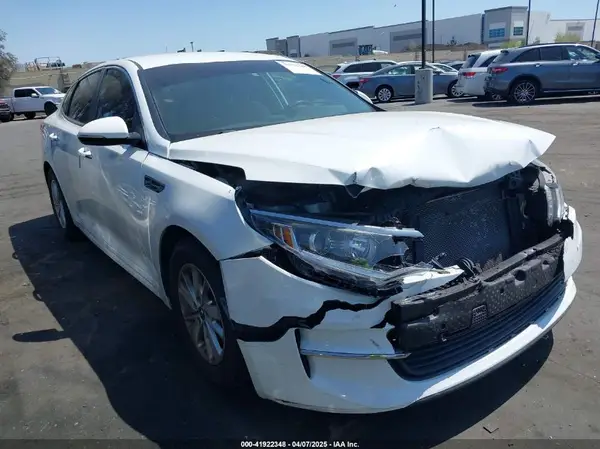5XXGT4L37GG121295 2016 KIA OPTIMA - Image 1