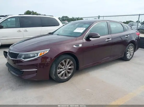 5XXGT4L37HG122156 2017 KIA OPTIMA - Image 2
