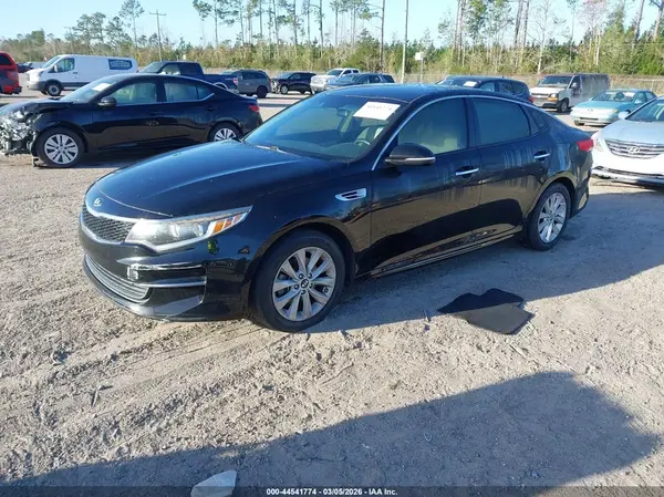 5XXGT4L37HG123632 2017 KIA OPTIMA - Image 2