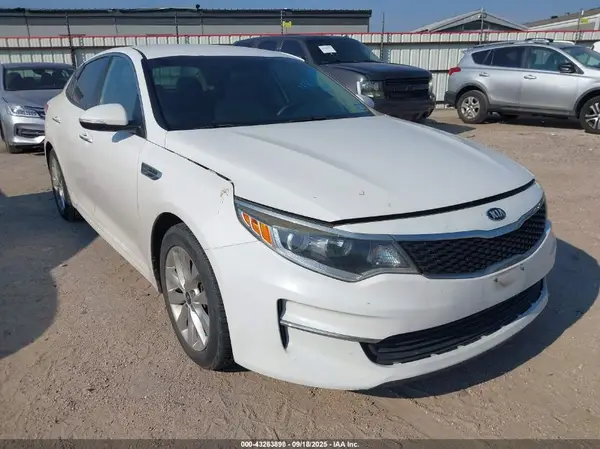 5XXGT4L37HG125042 2017 KIA OPTIMA - Image 1