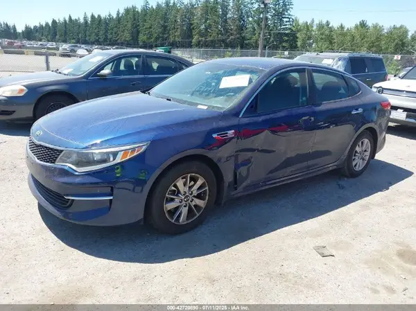 5XXGT4L37HG125736 2017 KIA OPTIMA - Image 2
