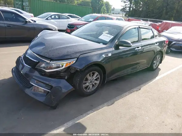 5XXGT4L37HG129382 2017 KIA OPTIMA - Image 2