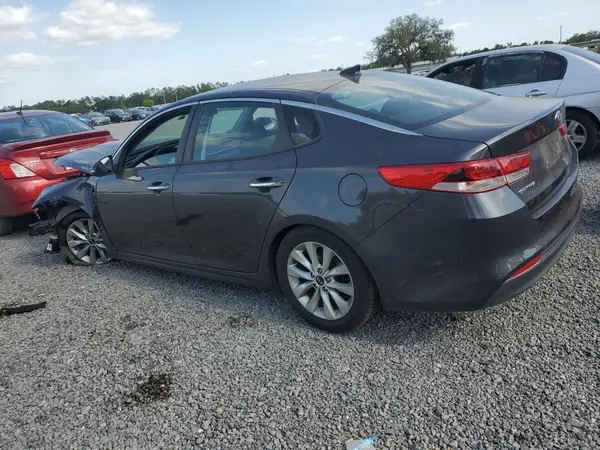 5XXGT4L37HG132959 2017 KIA OPTIMA - Image 2