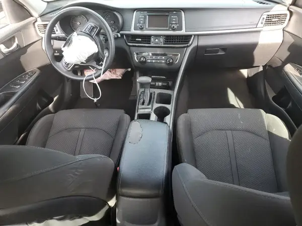 5XXGT4L37HG132959 2017 KIA OPTIMA - Image 8