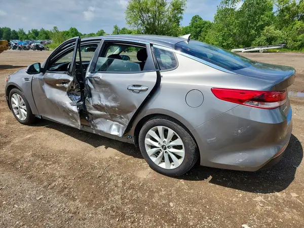 5XXGT4L37HG133187 2017 KIA OPTIMA - Image 2