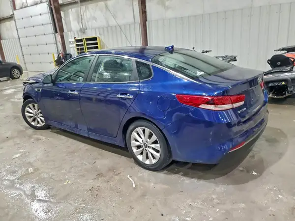 5XXGT4L37HG140334 2017 KIA OPTIMA - Image 2