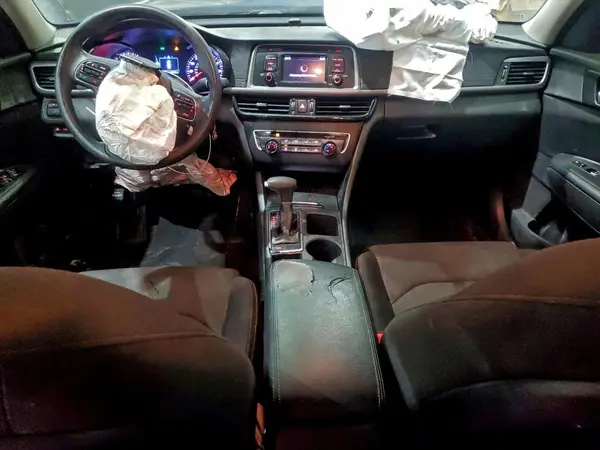 5XXGT4L37HG140334 2017 KIA OPTIMA - Image 8