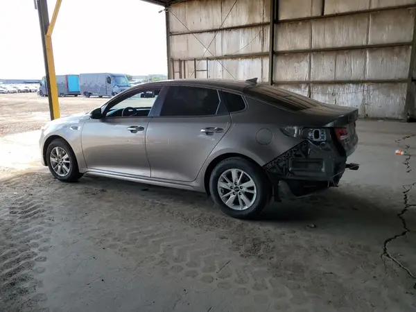 5XXGT4L37HG144027 2017 KIA OPTIMA - Image 2