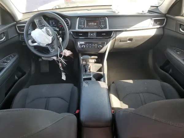 5XXGT4L37HG144562 2017 KIA OPTIMA - Image 8