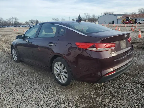 5XXGT4L37HG147803 2017 KIA OPTIMA - Image 2