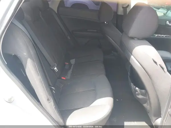 5XXGT4L37HG149213 2017 KIA OPTIMA - Image 8