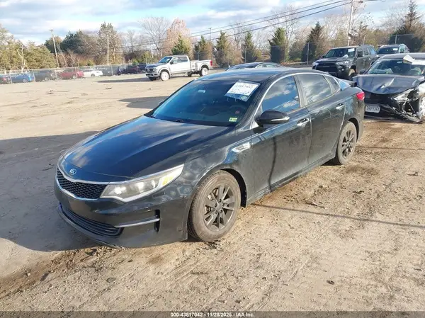 5XXGT4L37HG156016 2017 KIA OPTIMA - Image 2