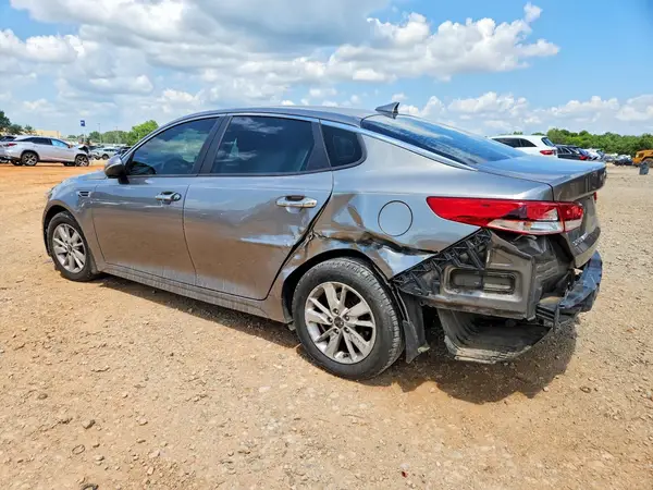 5XXGT4L37HG156582 2017 KIA OPTIMA - Image 2