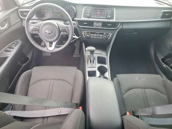 5XXGT4L37HG158154 2017 KIA OPTIMA - Image 8