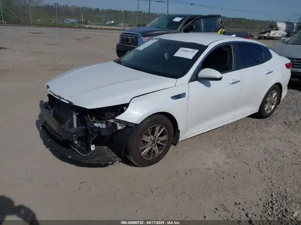 5XXGT4L37HG160566 2017 KIA OPTIMA - Image 2