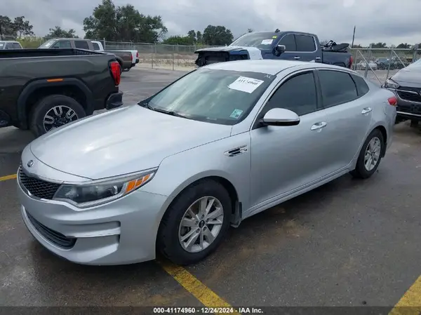 5XXGT4L37HG160650 2017 KIA OPTIMA - Image 2