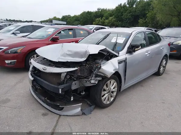 5XXGT4L37HG163337 2017 KIA OPTIMA - Image 2