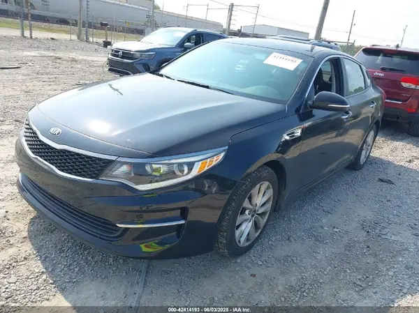 5XXGT4L37HG165718 2017 KIA OPTIMA - Image 2