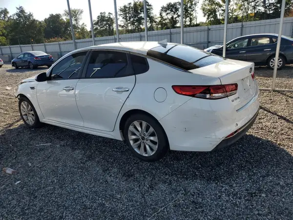 5XXGT4L37HG171258 2017 KIA OPTIMA - Image 2