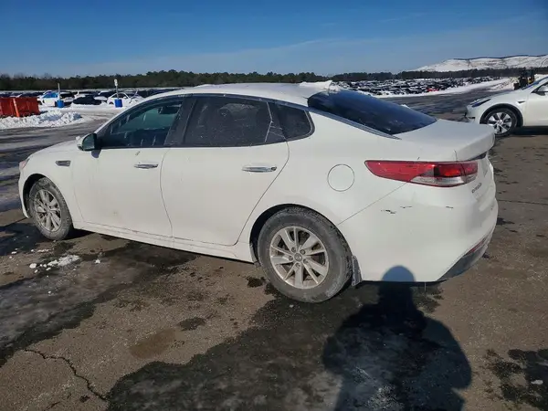 5XXGT4L37HG171843 2017 KIA OPTIMA - Image 2
