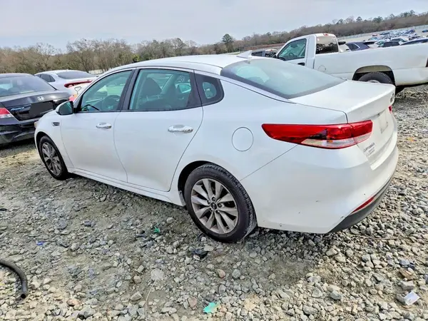 5XXGT4L37HG172913 2017 KIA OPTIMA - Image 2
