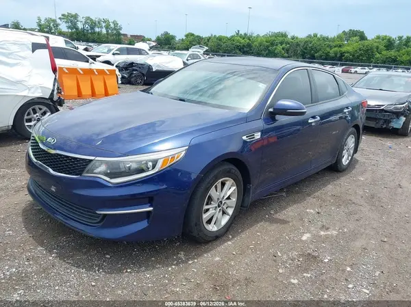 5XXGT4L37HG177772 2017 KIA OPTIMA - Image 2