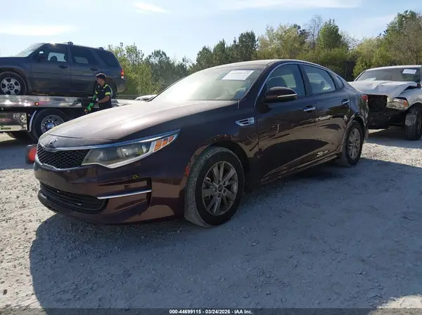 5XXGT4L37JG179463 2018 KIA OPTIMA - Image 2
