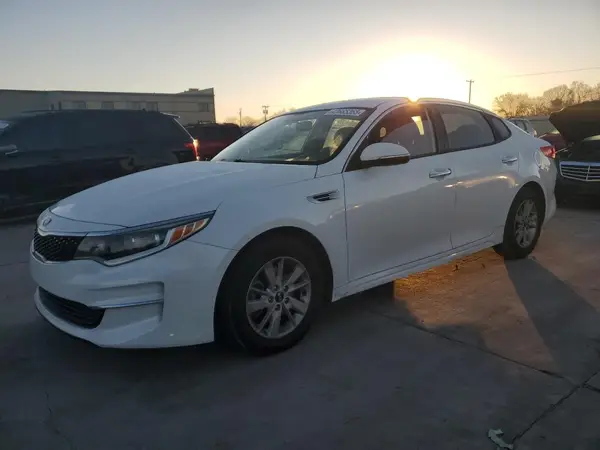 5XXGT4L37JG180404 2018 KIA OPTIMA - Image 1