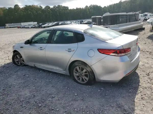 5XXGT4L37JG183836 2018 KIA OPTIMA - Image 2