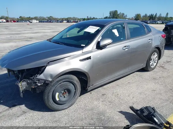 5XXGT4L37JG184064 2018 KIA OPTIMA - Image 2
