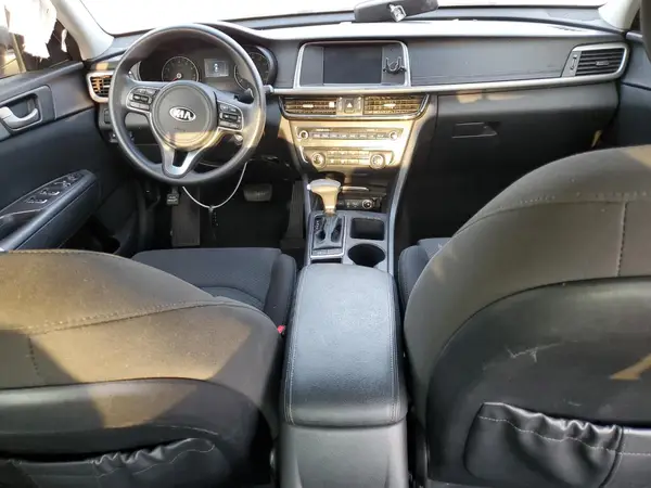 5XXGT4L37JG185361 2018 KIA OPTIMA - Image 8