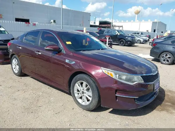 5XXGT4L37JG185585 2018 KIA OPTIMA - Image 1