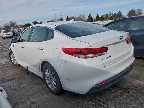 5XXGT4L37JG185912 2018 KIA OPTIMA - Image 2