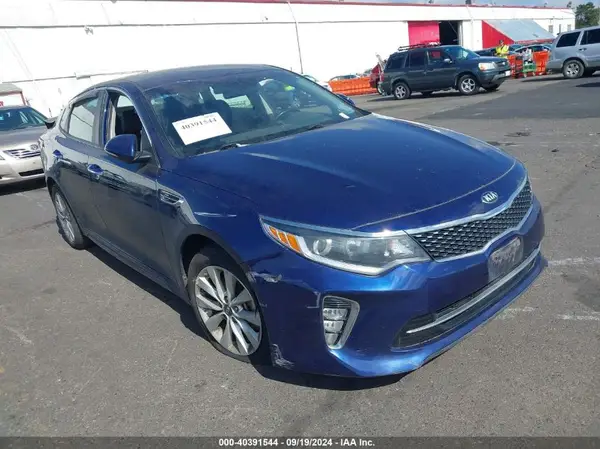 5XXGT4L37JG191211 2018 KIA OPTIMA - Image 1