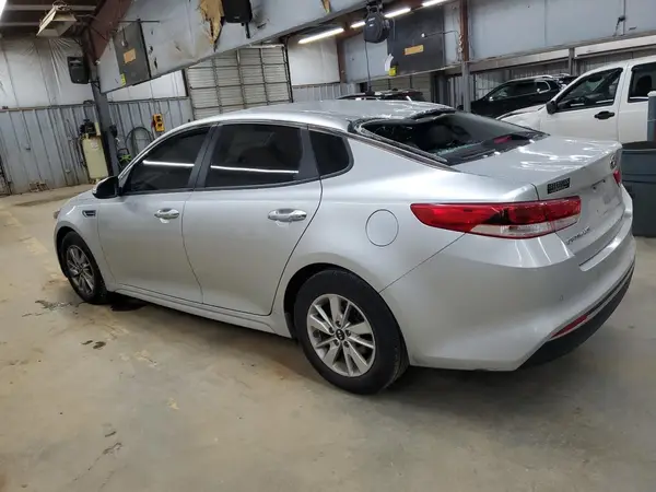 5XXGT4L37JG192553 2018 KIA OPTIMA - Image 2