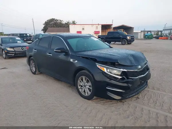 5XXGT4L37JG194934 2018 KIA OPTIMA - Image 1