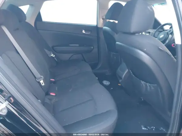 5XXGT4L37JG194934 2018 KIA OPTIMA - Image 8