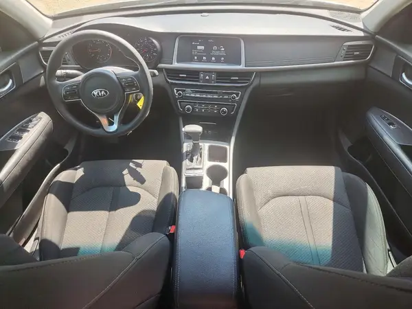 5XXGT4L37JG195226 2018 KIA OPTIMA - Image 8