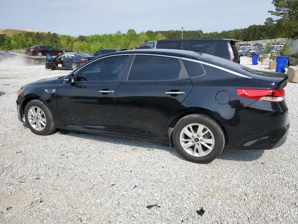 5XXGT4L37JG200666 2018 KIA OPTIMA - Image 2