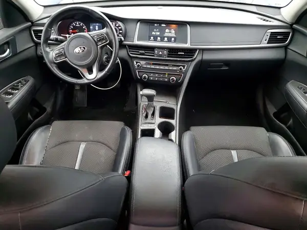 5XXGT4L37JG202398 2018 KIA OPTIMA - Image 8