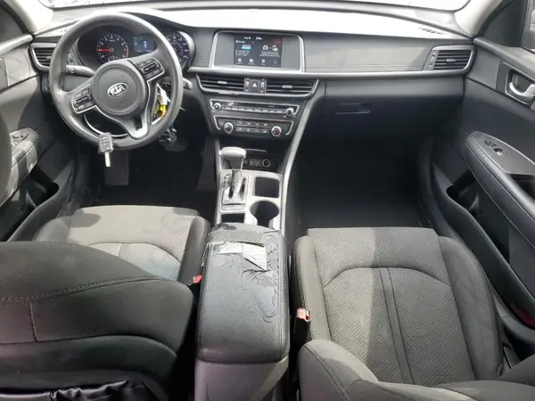 5XXGT4L37JG206256 2018 KIA OPTIMA - Image 8