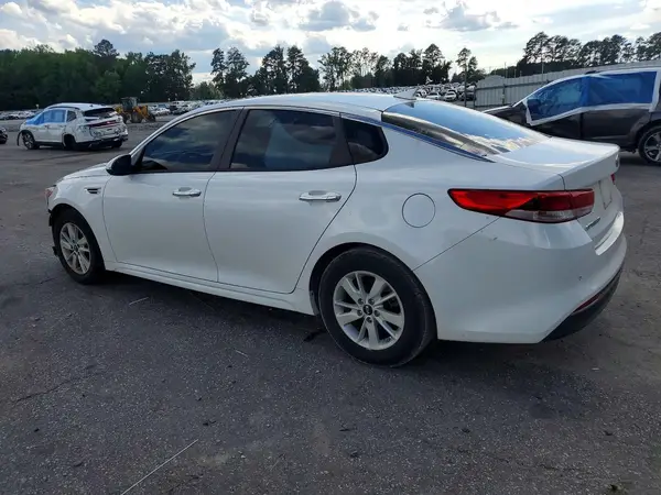 5XXGT4L37JG209397 2018 KIA OPTIMA - Image 2