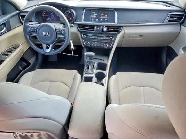 5XXGT4L37JG209397 2018 KIA OPTIMA - Image 8