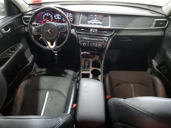 5XXGT4L37JG210629 2018 KIA OPTIMA - Image 8