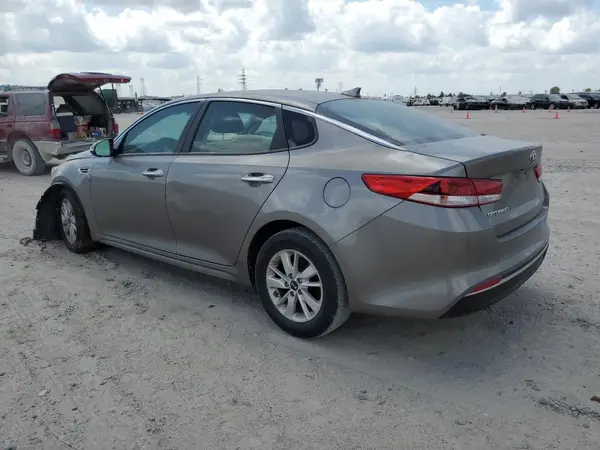 5XXGT4L37JG213952 2018 KIA OPTIMA - Image 2