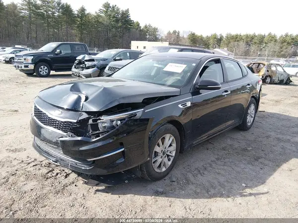 5XXGT4L37JG214759 2018 KIA OPTIMA - Image 2