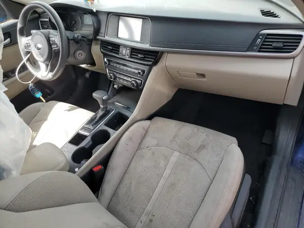 5XXGT4L37JG217225 2018 KIA OPTIMA - Image 8
