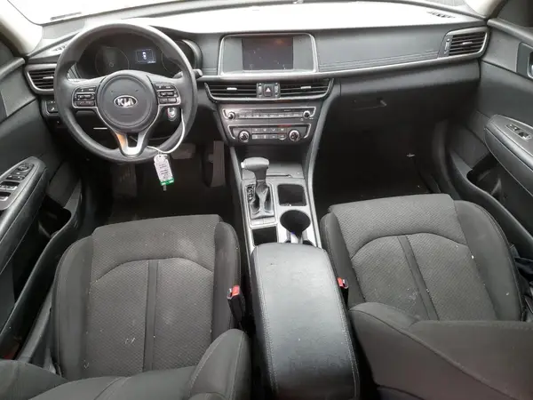 5XXGT4L37JG217385 2018 KIA OPTIMA - Image 8