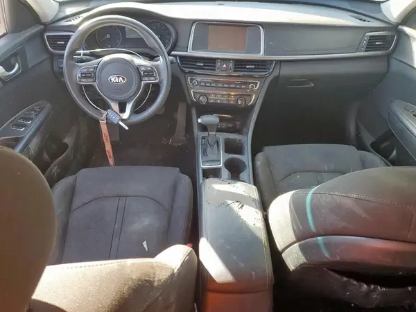 5XXGT4L37JG220481 2018 KIA OPTIMA - Image 8