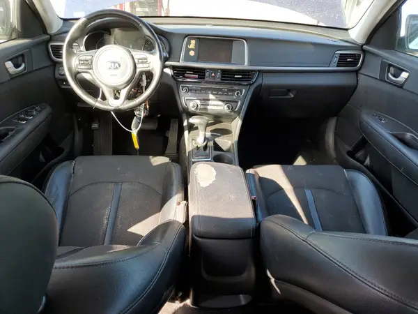 5XXGT4L37JG224711 2018 KIA OPTIMA - Image 8